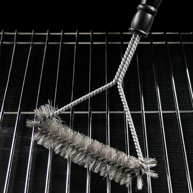 Stainless Steel Barbecue Grill Brush Cleaner | Built for British Weather — Durable, Attractive Outdoor Design