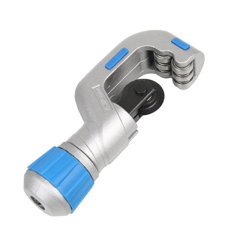 Heavy-Duty Pipe Cutter | Heavy-Duty Performance in a Compact, Ergonomic, Easy-to-Use Design