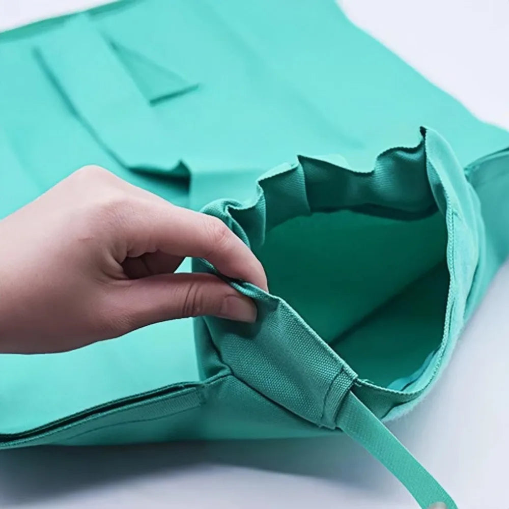 Anti-Scratch Travel Cat Carrier Bag | Breathable Mesh Soft-Sided Airline-Approved Cat Carrier
