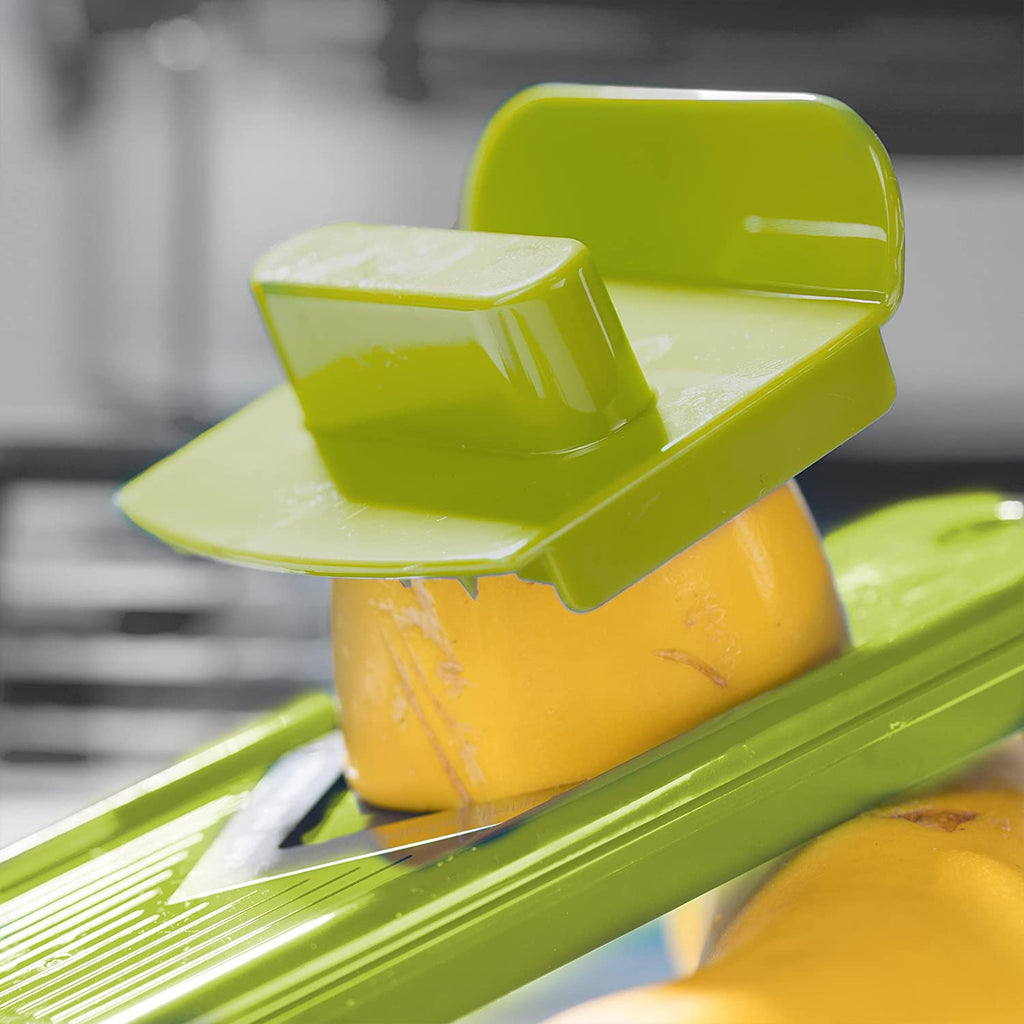 12-in-1 Multifunctional Vegetable Cutter — Quickly and Safely Cut Vegetables | Effortlessly Functional Home Essential for Clean, Organised Living