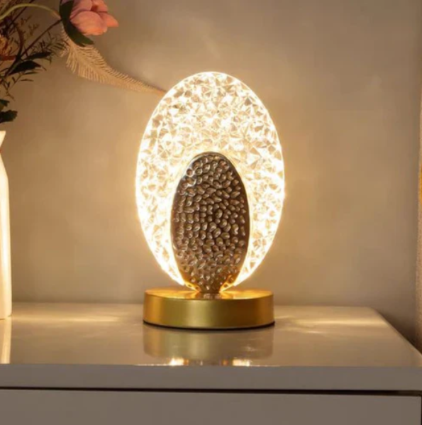 Elegant Table Lamp | Style and Practicality Finally Together — The Modern Home Essential