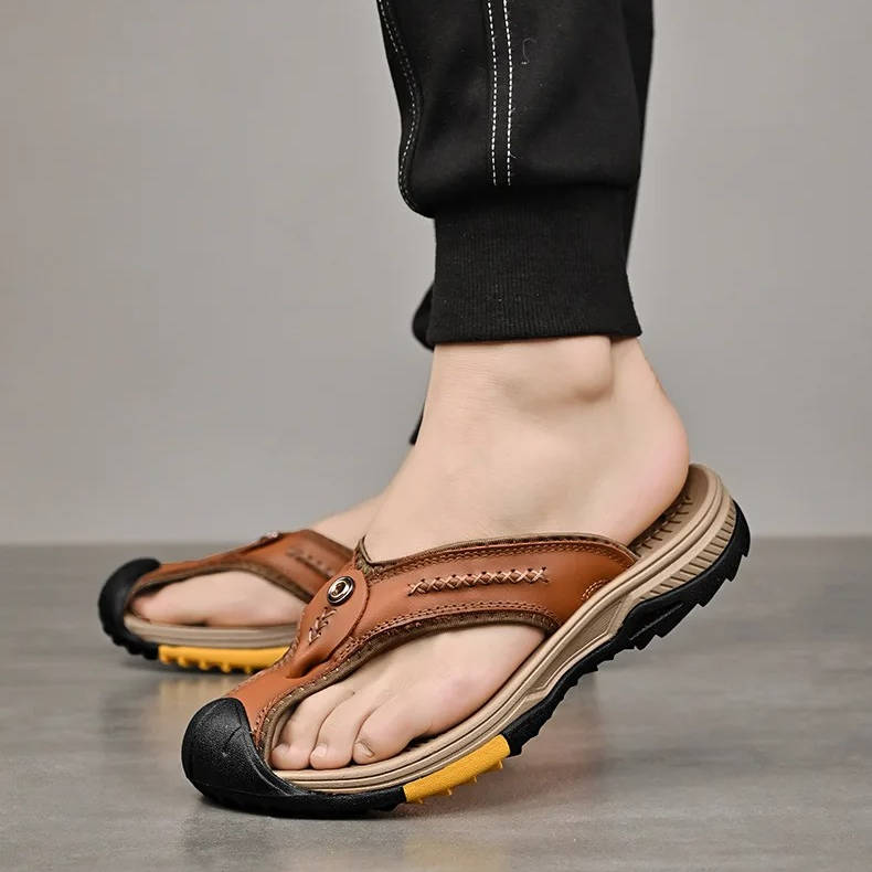 Men's Water Resistant Lightweight Toe Flip Flops | Quick-Dry Beach & Pool Sandals