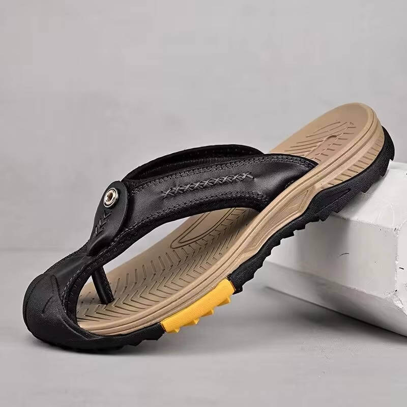 Men's Water Resistant Lightweight Toe Flip Flops | Quick-Dry Beach & Pool Sandals