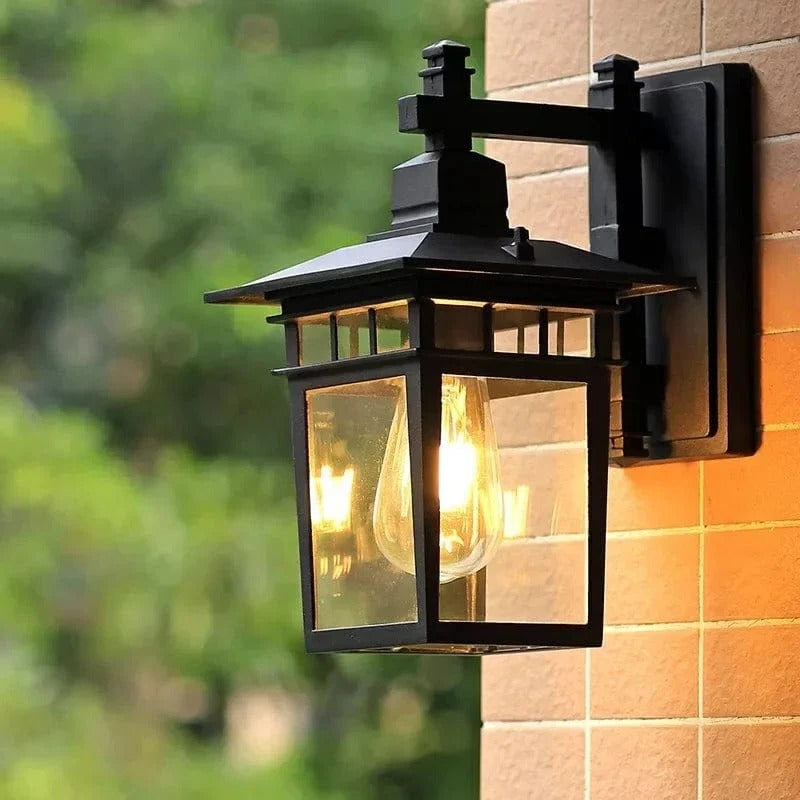 Outdoor Wall Light | Effortlessly Functional Home Essential for Clean, Organised Living