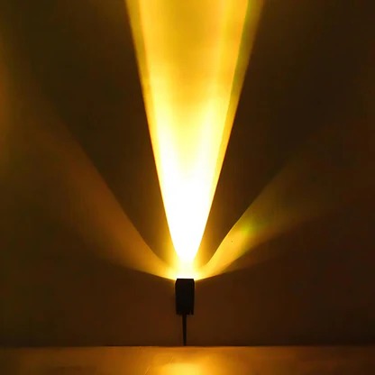 Solar LED Multi-Zoom Spot Light | Easy-Care Garden Essential That Transforms Any Outdoor Space